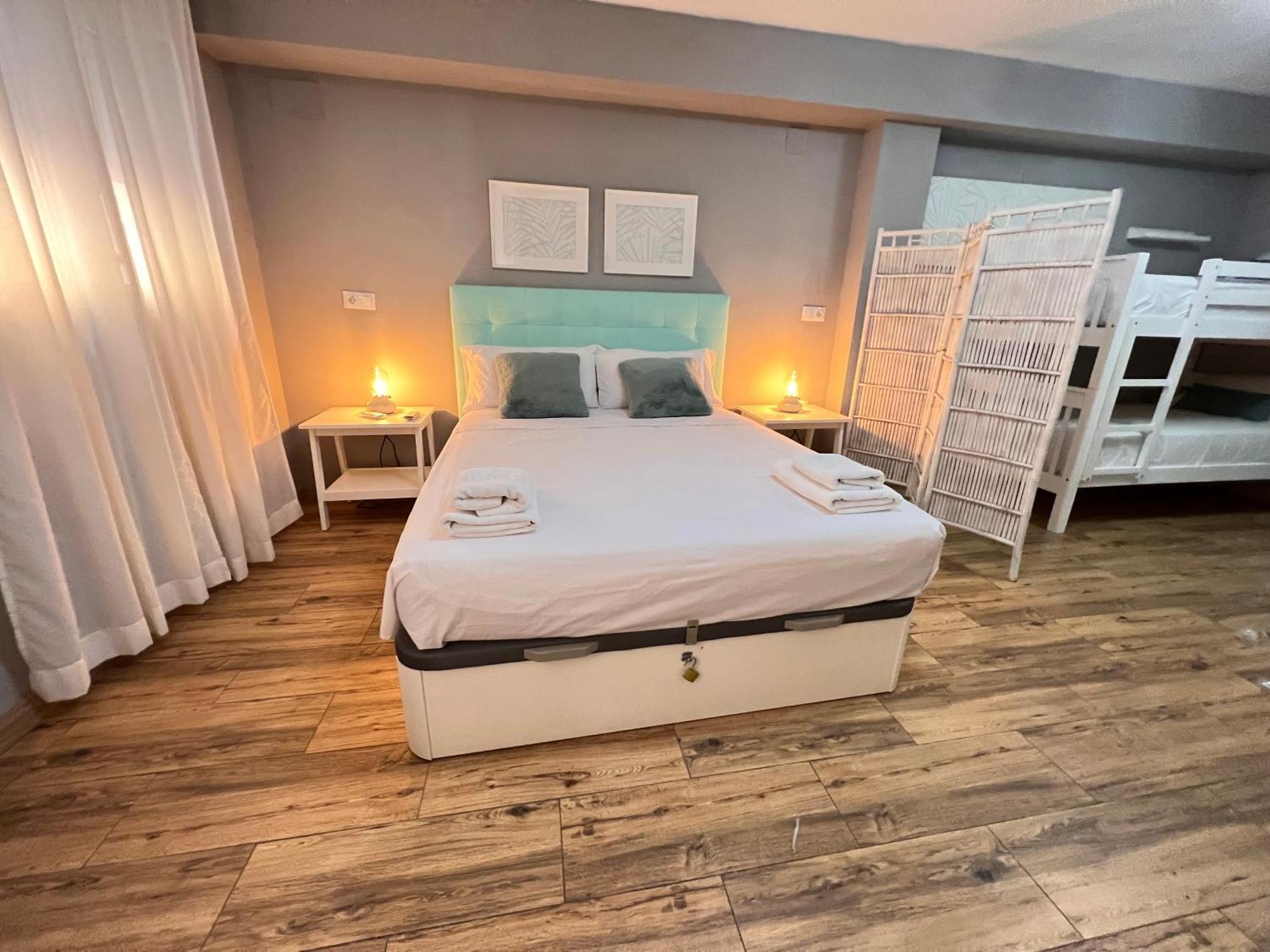 Apartmán Nuestra Casita De Marmoles Parking Incluido 2 Bicis Gratis Màlaga Exteriér fotografie